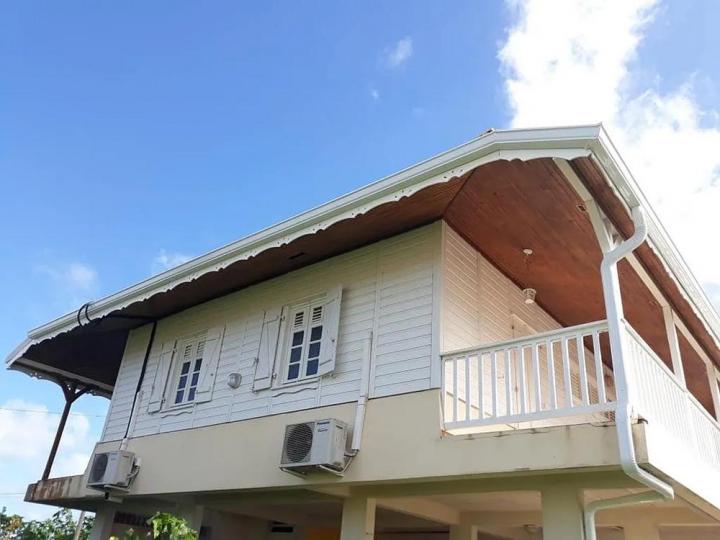 Fabrication de descente de gouttière en alu Martinique